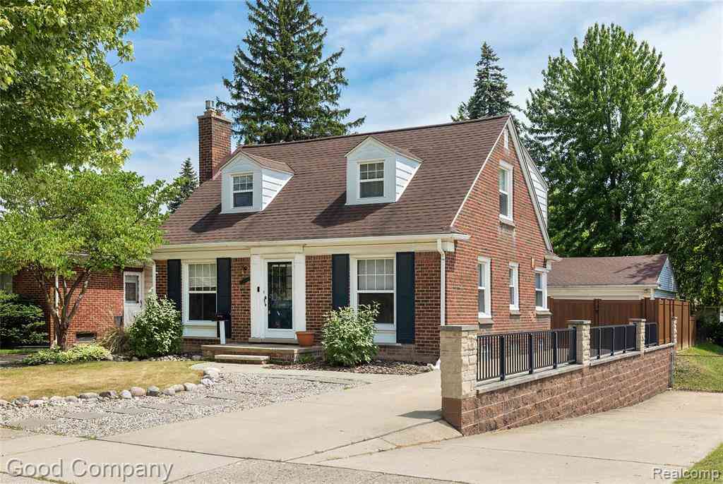 Homes For Sale - 23645 Lawrence Avenue <br/> Dearborn, MI 48128