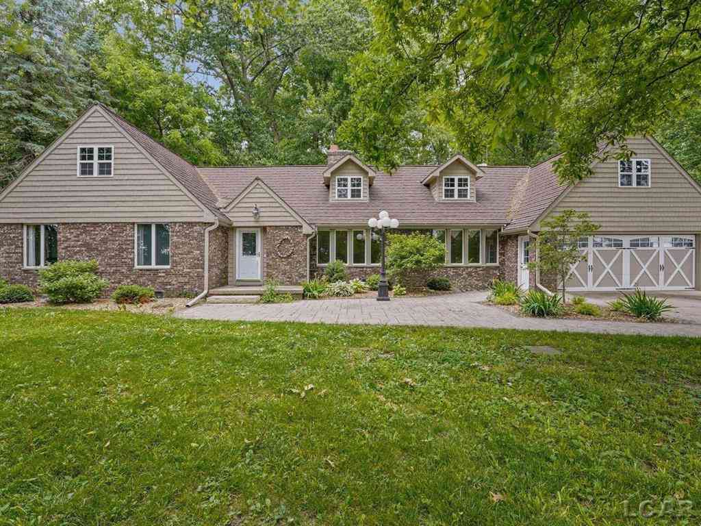 Homes For Sale - 5944 Riga Highway <br/> Lenawee County, Blissfield, MI 49228
