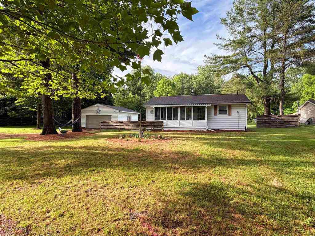 Homes For Sale - 1079 W Moore Road <br/> Saginaw County, Saginaw, MI 48601