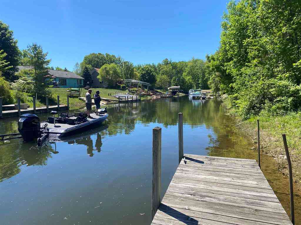 Homes For Sale - 6869 W Harbor Drive <br/> Antrim County, Elk Rapids, MI 49629