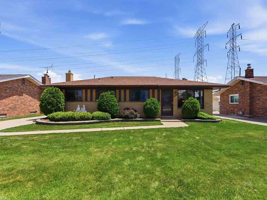 Homes For Sale - 35842 Malibu Drive <br/> Macomb County, Sterling Heights, MI 48312