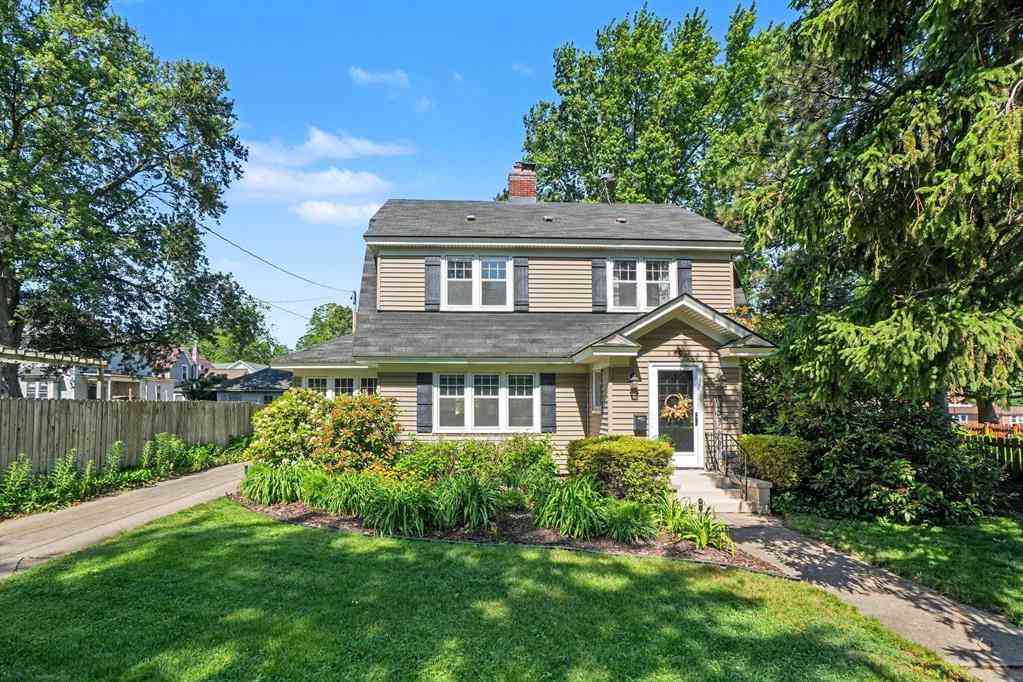 Homes For Sale - 560 State Street <br/> Holland, MI 49423