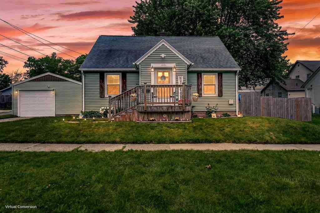 Homes For Sale - 1451 Barclay Street <br/> Muskegon, MI 49441