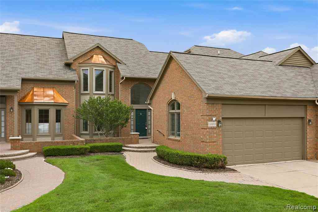 Condo For Sale - 54698 Bellingham Drive  #56<br/> Utica, MI 48316