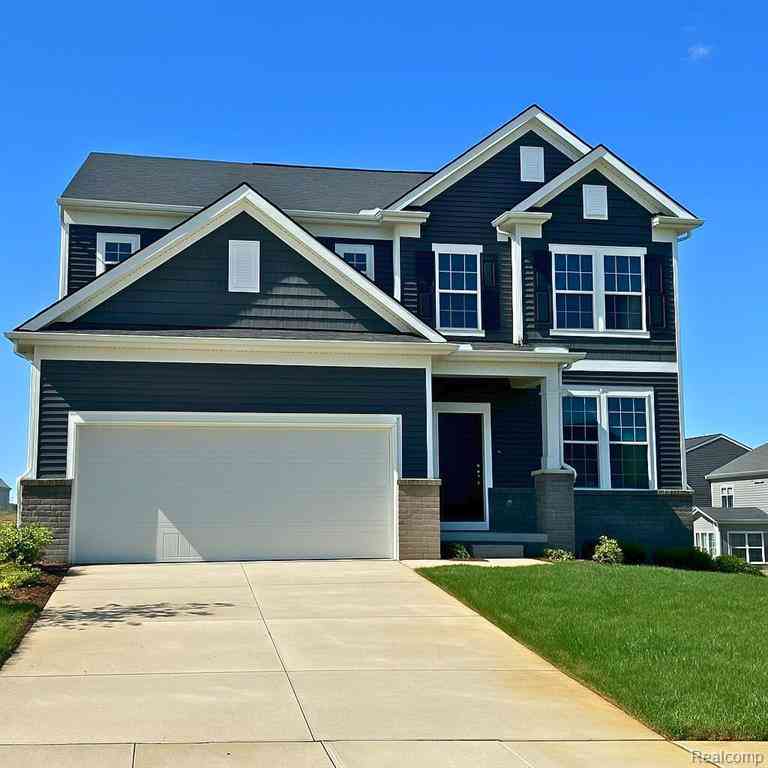 Homes For Sale - 2751 Dunes Court <br/> Oakland County, Milford, MI 48381