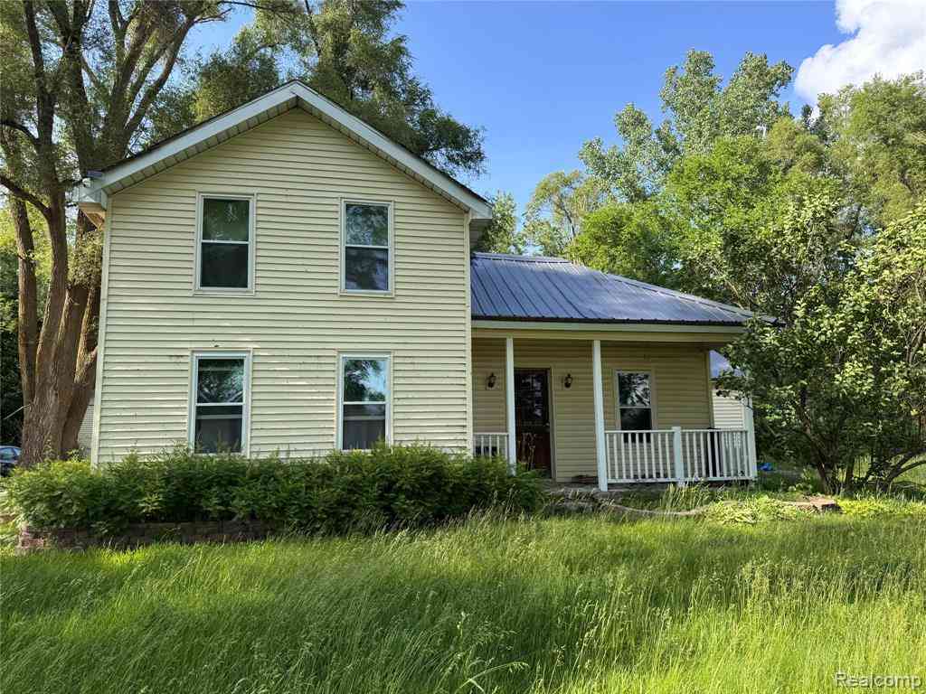 Homes For Sale - 13882 Curtis Road <br/> Grass Lake, MI 49240