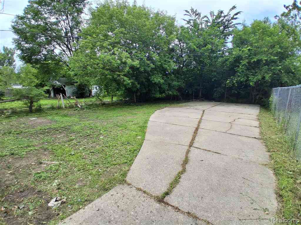 Homes For Sale - 8653 Braile Street <br/> Wayne County, Detroit, MI 48228