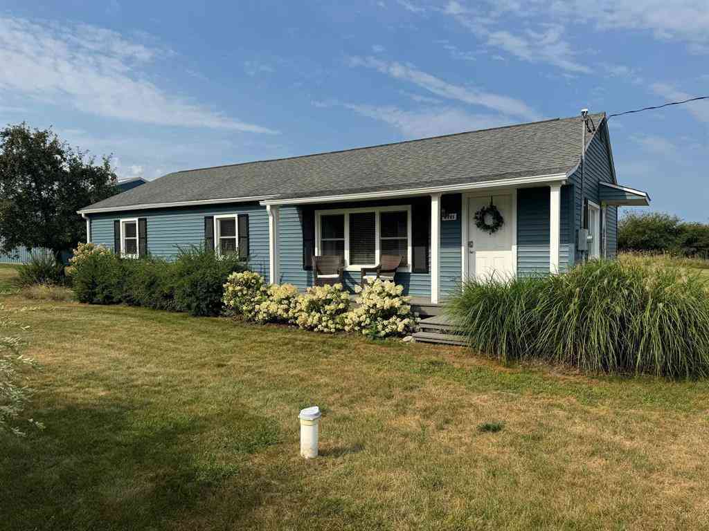 Homes For Sale - 9741 Bates  <br/> Grand Traverse County, Williamsburg, MI 49690