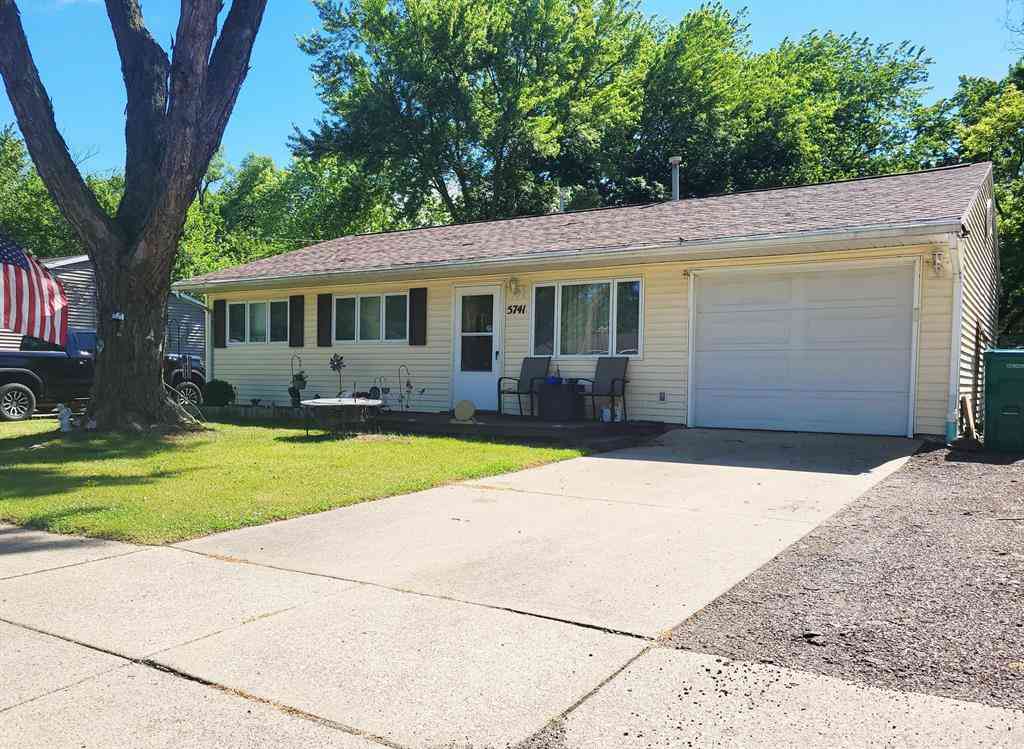 Homes For Sale - 5741 Roanoke Street <br/> Kalamazoo County, Portage, MI 49024