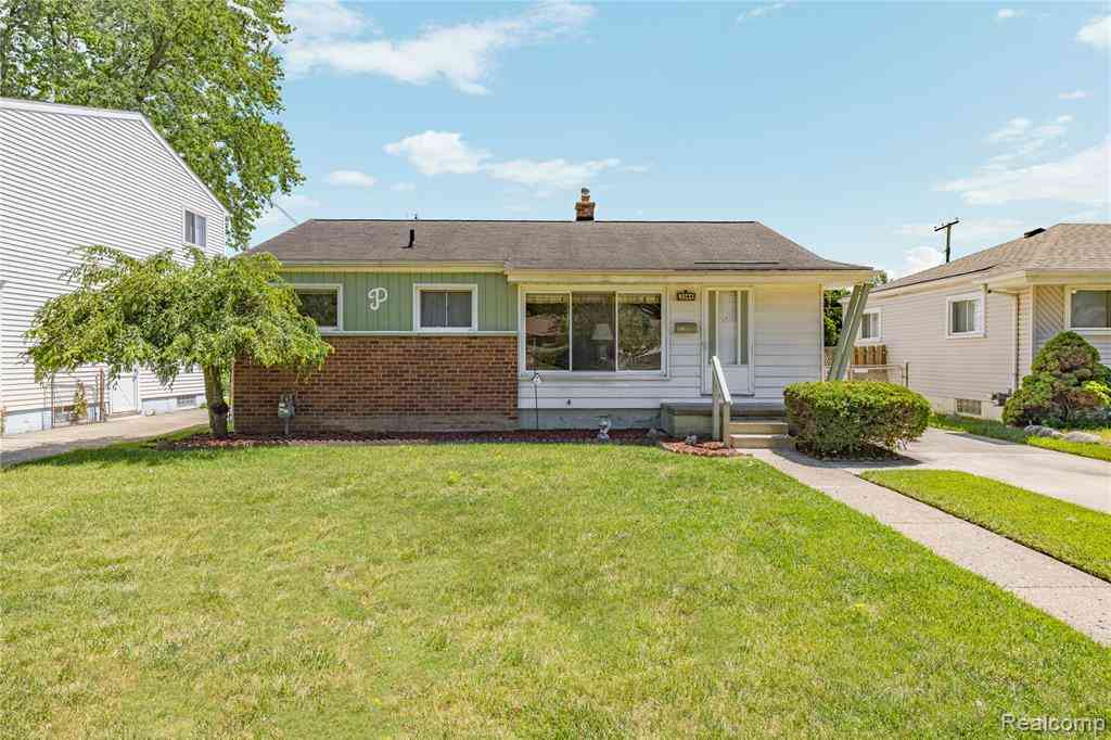 Homes For Sale - 33441 Leona Street <br/> Garden City, MI 48135