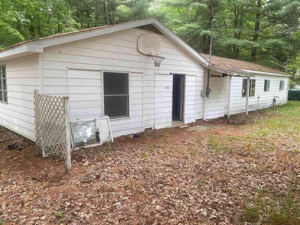 Homes For Sale - 5353 Oakwood Drive <br/> Prescott, MI 48756
