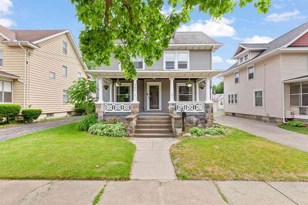 Homes For Sale - 607 Harwood Street <br/> Jackson, MI 49203