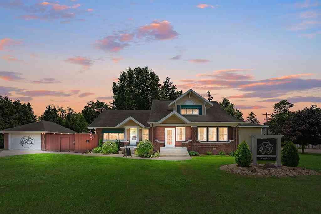Homes For Sale - 2 E Ash Street E E<br/> Berrien County, Three Oaks, MI 49128