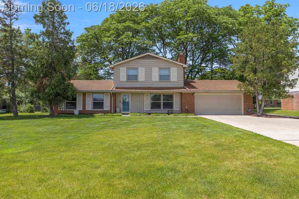 Homes For Sale - 26181 Middlebelt Road <br/> Farmington Hills, MI 48334