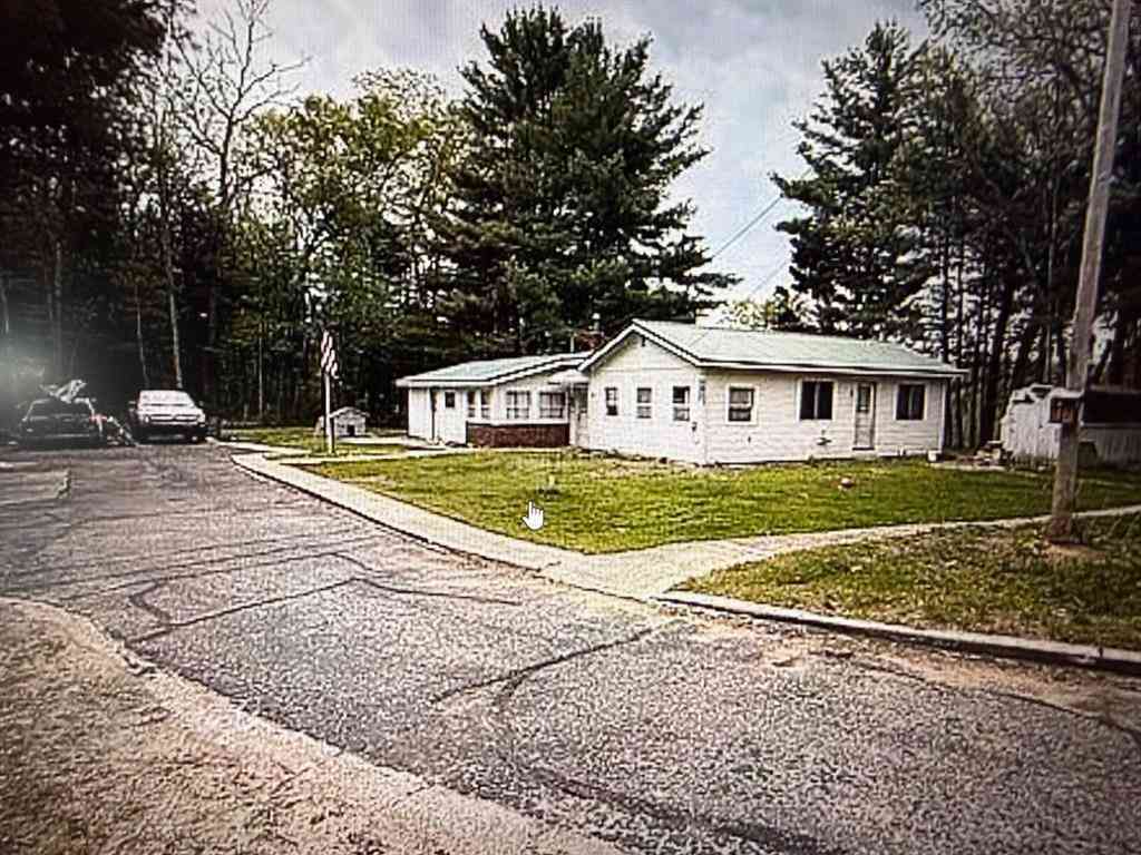 Homes For Sale - 3105 N Evergreen Drive <br/> Newaygo County, White Cloud, MI 49349