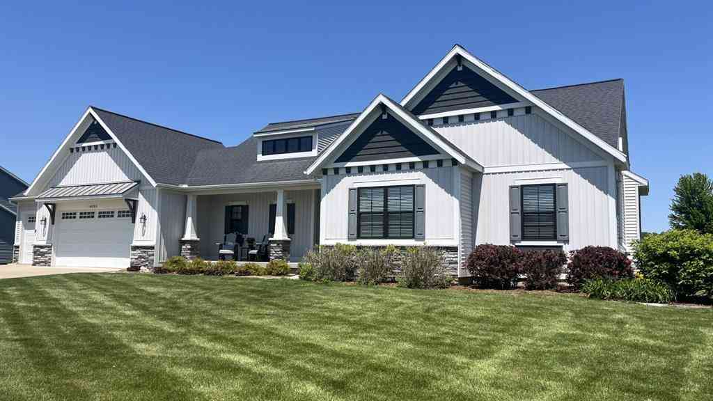 Homes For Sale - 4085 Boulder View Drive <br/> Kent County, Belmont, MI 49306