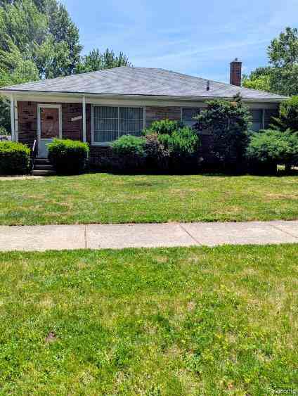 Homes For Sale - 21708 Madison Street <br/> Saint Clair Shores, MI 48081