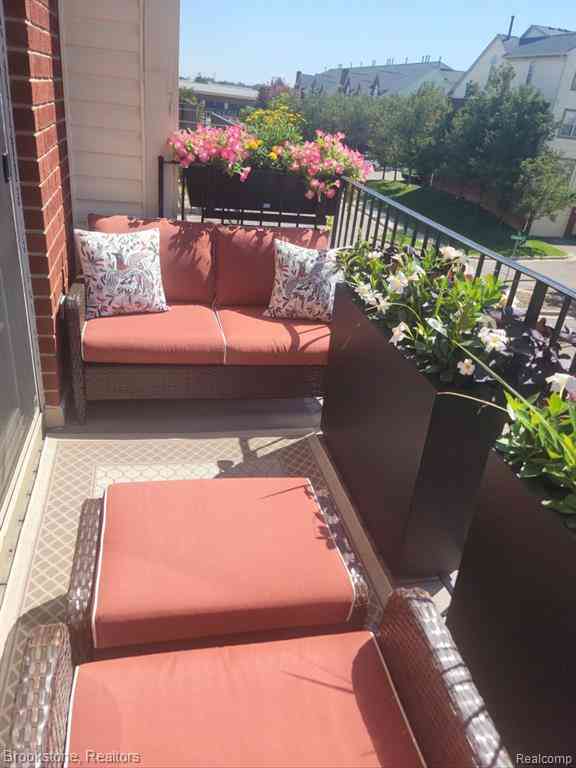 Condo For Sale - 1588 Devon Lane  #1<br/> Troy, MI 48084