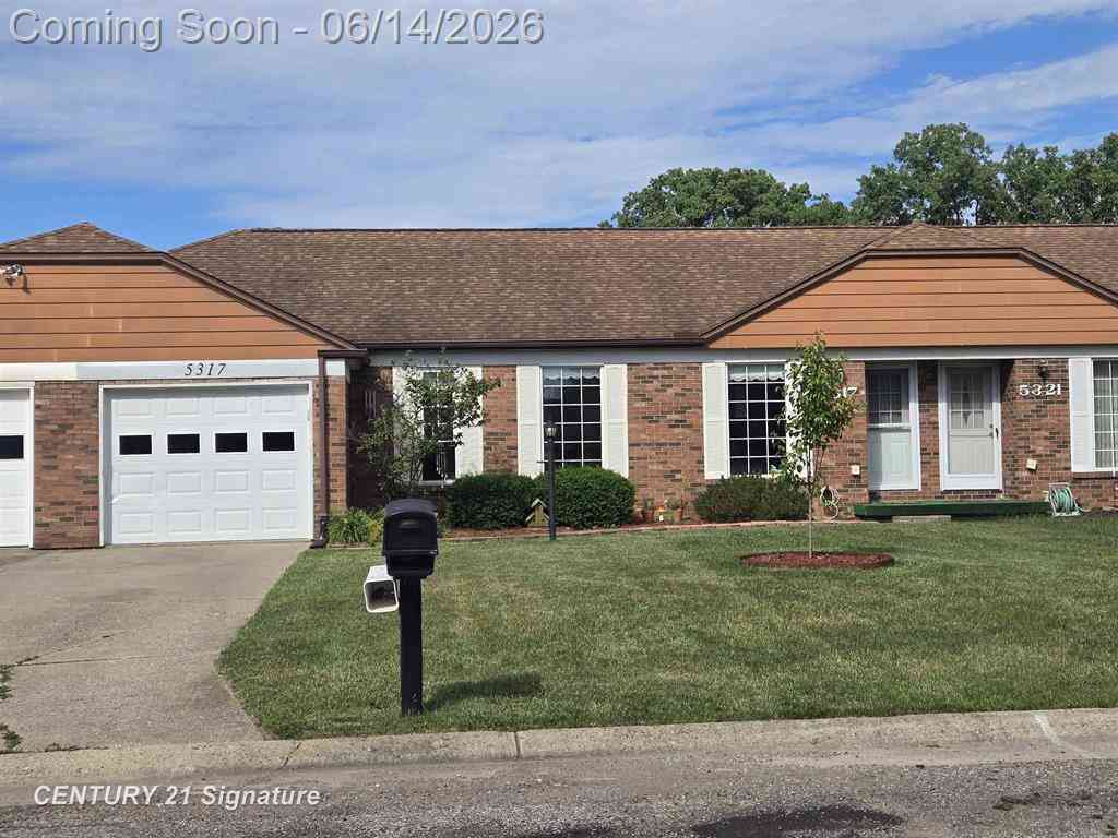 Homes For Sale - 5317 Vineyard Lane <br/> Flushing, MI 48433