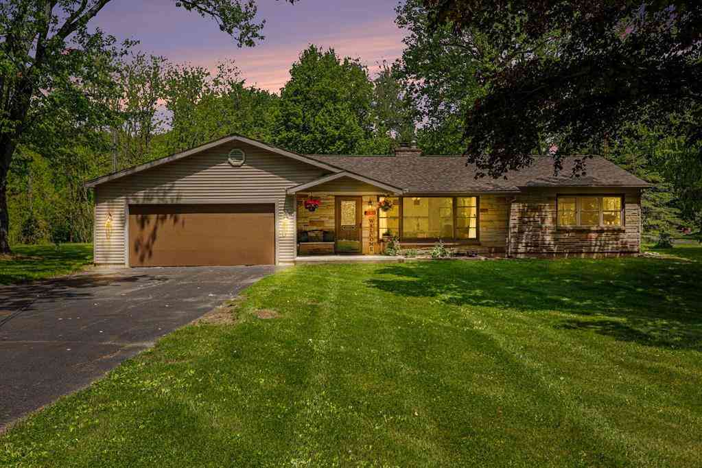 Homes For Sale - 735 Lyon Lake Road <br/> Marshall, MI 49068
