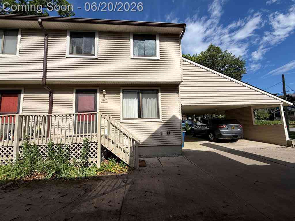 Homes For Rent - 1707 Dexter Avenue <br/> Ann Arbor, MI 48103