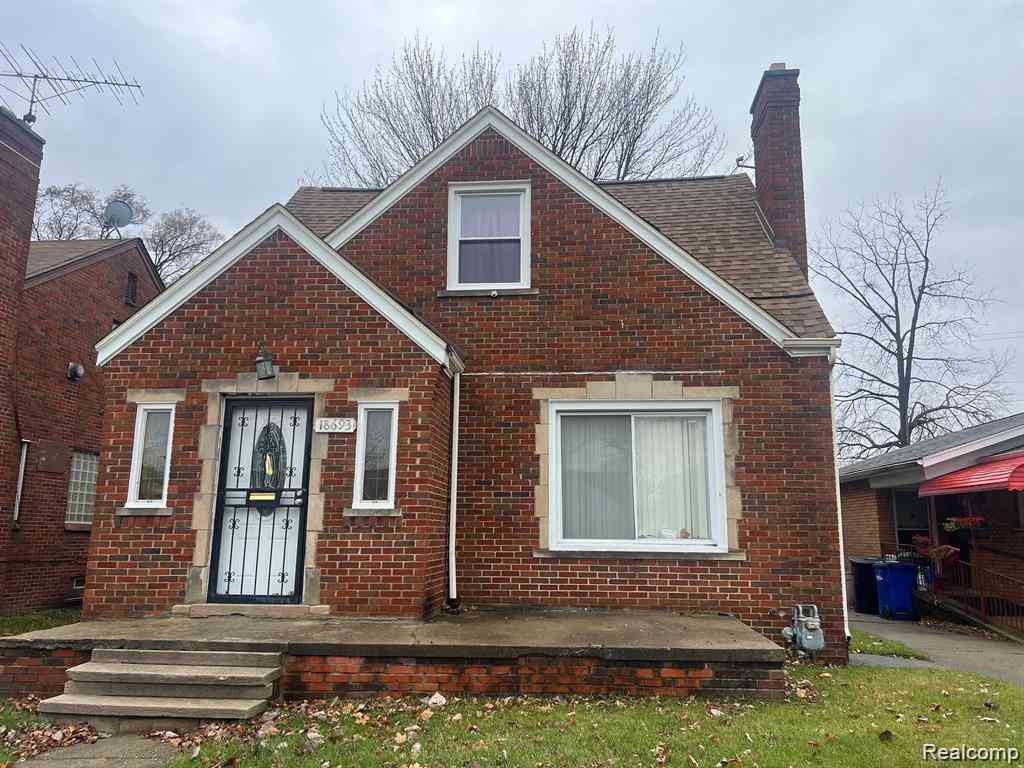 Homes For Sale - 18693 Whitcomb Street <br/> Wayne County, Detroit, MI 48235
