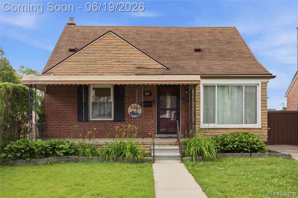 Homes For Sale - 529 Champaign Road <br/> Lincoln Park, MI 48146