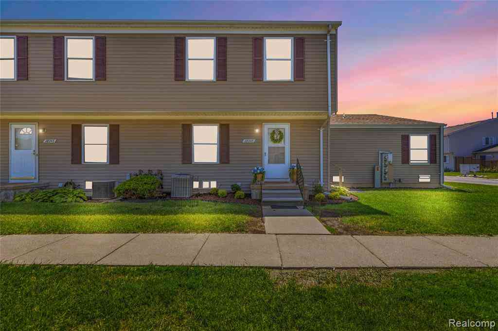 Condo For Sale - 28245 Raleigh Crescent Drive <br/> New Baltimore, MI 48051