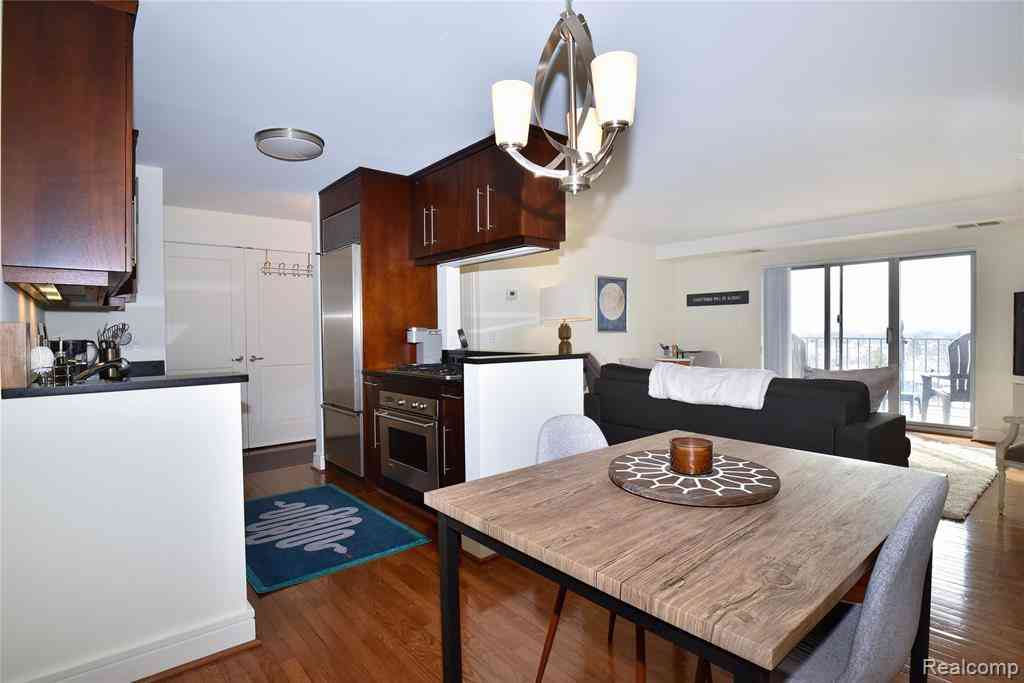 Condo For Rent - 411 S Old Woodward Avenue  #1002<br/> Birmingham, MI 48009