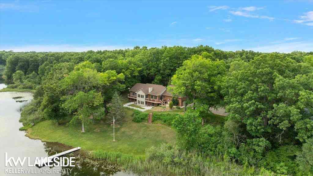 Homes For Sale - 1455 Oak Ridge Road <br/> Oakland County, Oxford, MI 48371