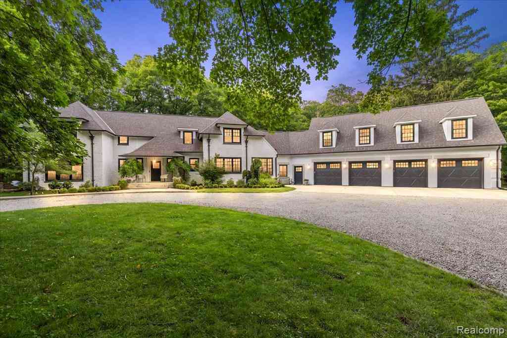 Homes For Sale - 31505 Kennoway Court <br/> Beverly Hills, MI 48025