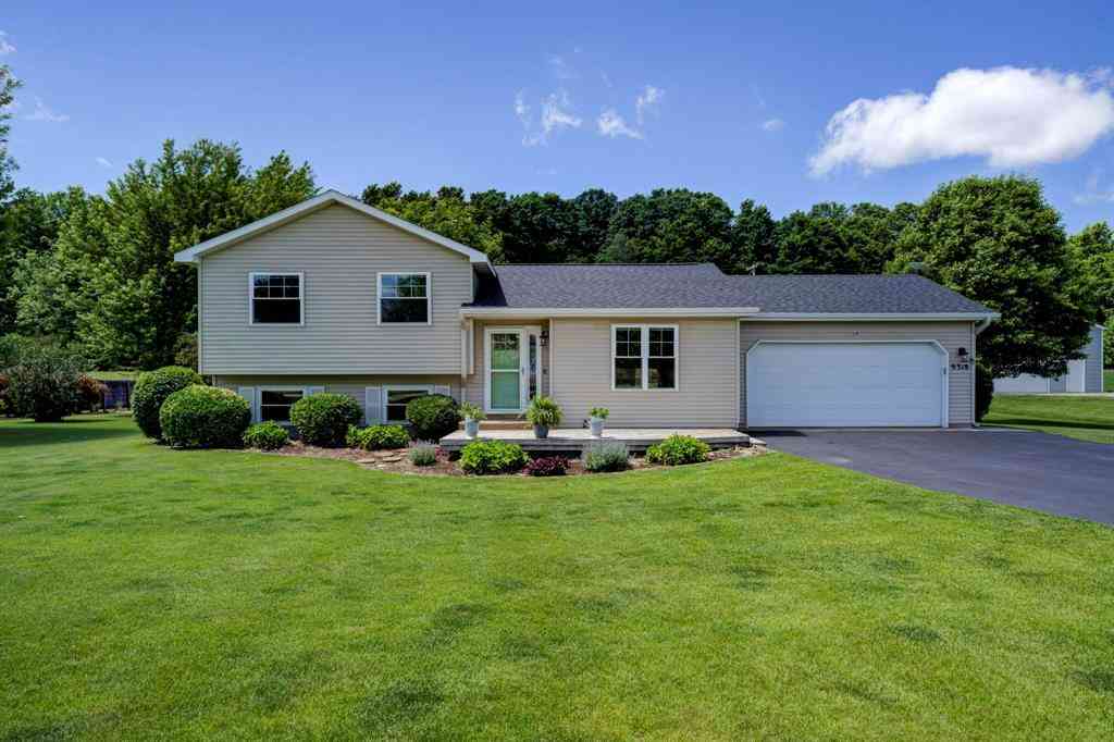 Homes For Sale - 9318 Schichtel Road <br/> Kingsley, MI 49649