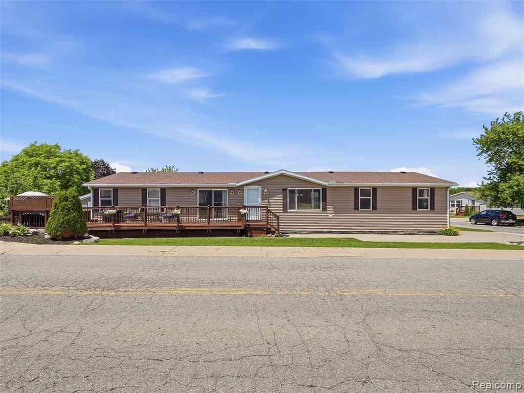Homes For Sale - 9695 Bloomsbury Circle <br/> Northville, MI 48167