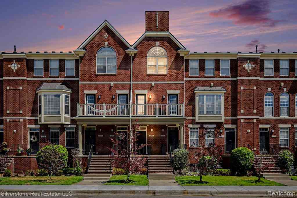 Condo For Sale - 3267 Camden Drive <br/> Troy, MI 48084