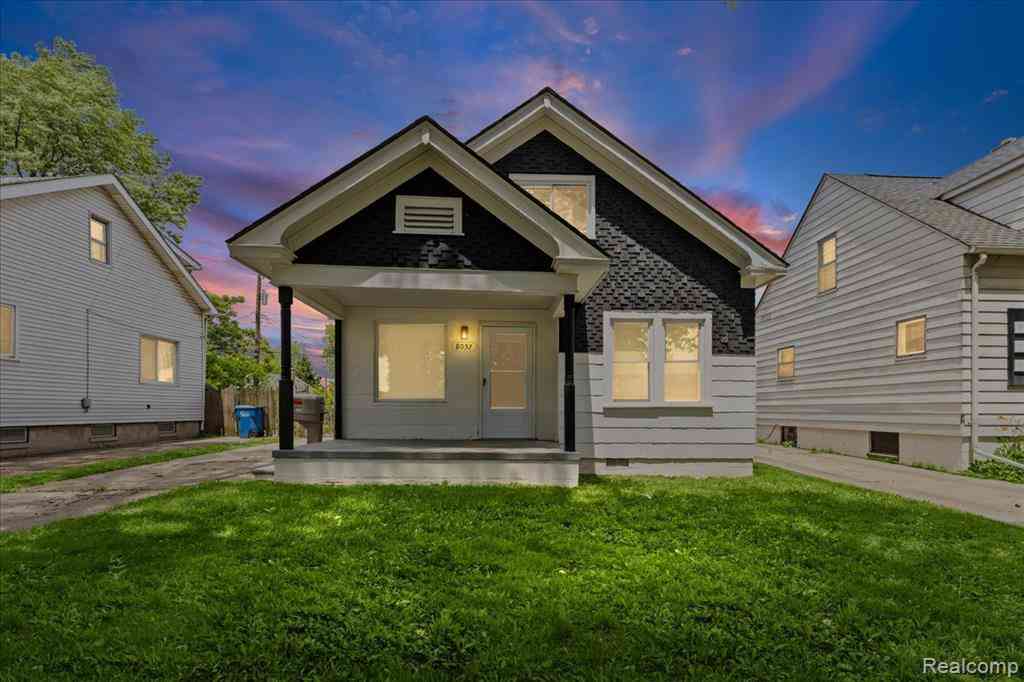 Homes For Sale - 8057 Paige Avenue <br/> Warren, MI 48089