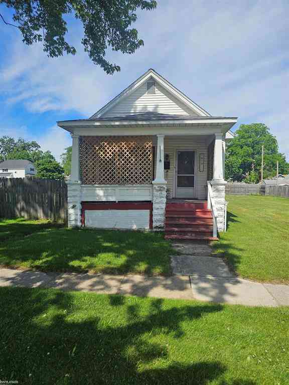 Homes For Sale - 1819 10th Street <br/> Port Huron, MI 48060