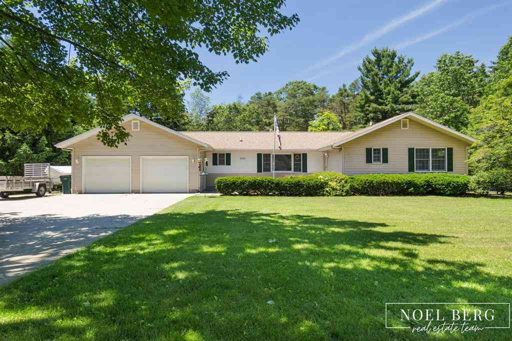 Homes For Sale - 3535 S Sheridan Drive <br/> Muskegon, MI 49444