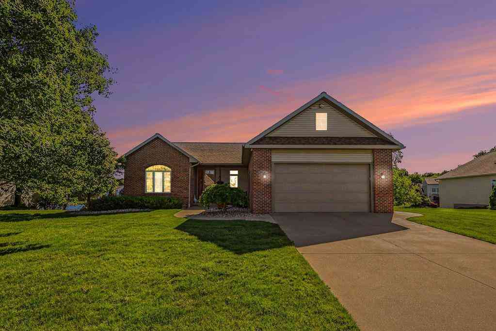 Homes For Sale - 6758 Windflower Way <br/> Muskegon, MI 49444