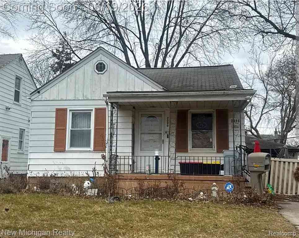 Homes For Sale - 2090 Russell Avenue <br/> Lincoln Park, MI 48146