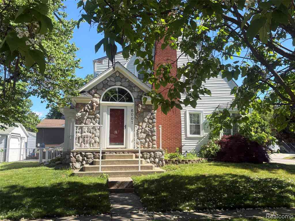 Homes For Sale - 6001 N Harvey Street <br/> Westland, MI 48185