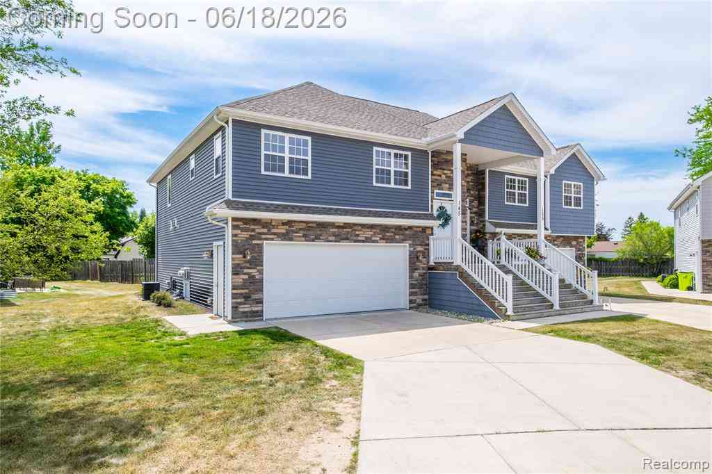 Condo For Sale - 145 Whispering Pines Drive <br/> Fenton, MI 48430