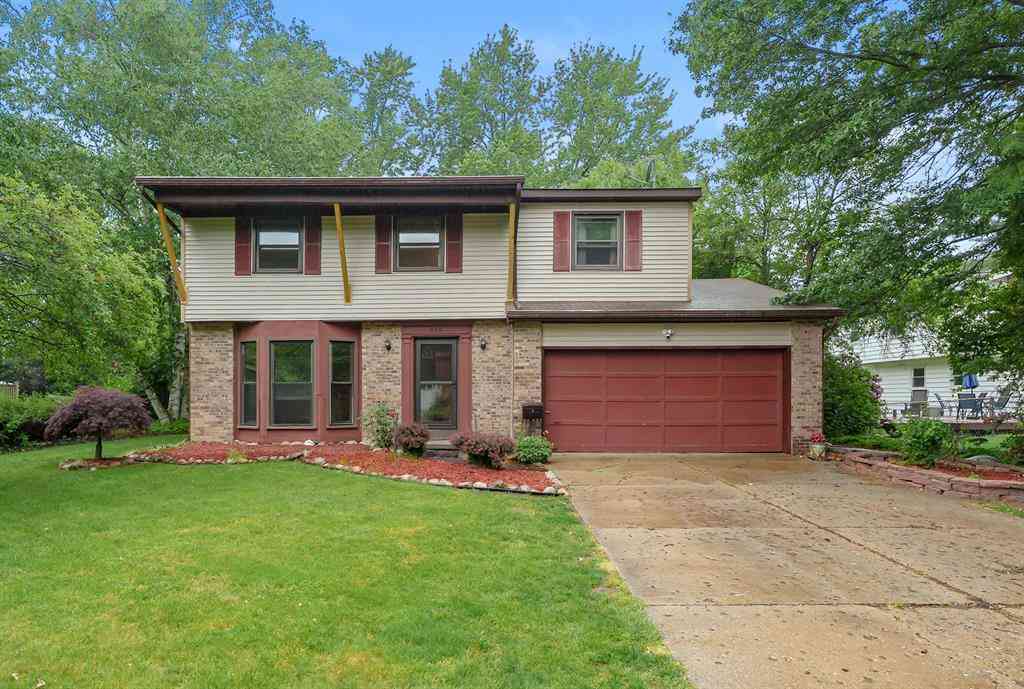 Homes For Sale - 823 Newgate Road <br/> Kalamazoo, MI 49006