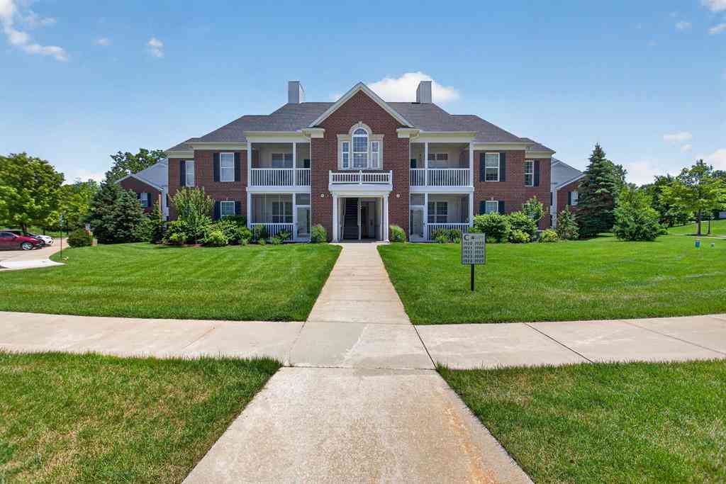 Condo For Sale - 1928 Coventry Road <br/> Jackson, MI 49201