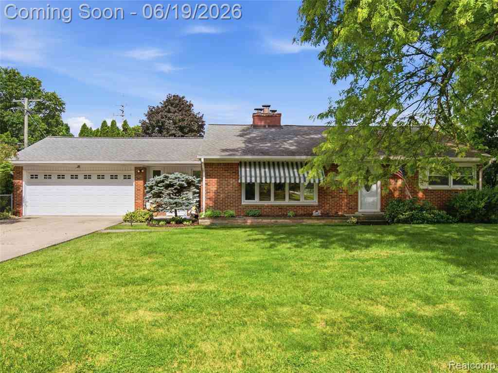 Homes For Sale - 24 Nevada Avenue <br/> Rochester, MI 48309