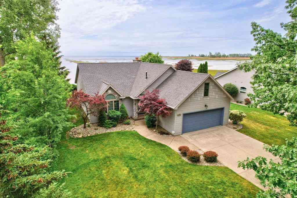 Condo For Sale - 1108 Cove Court <br/> Au Gres, MI 48703