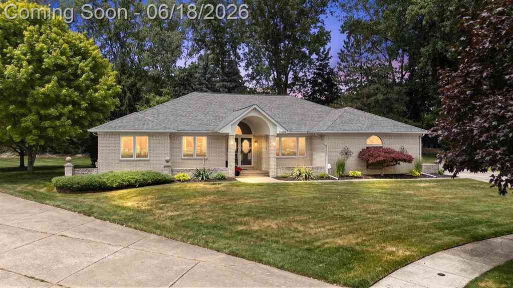 Homes For Sale - 11624 Watkins Court <br/> Utica, MI 48315