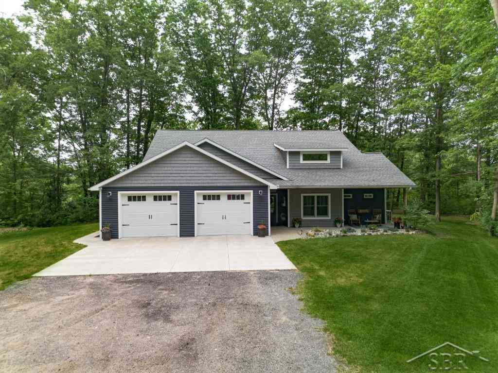 Homes For Sale - 319 E Dopp Road <br/> Midland, MI 48640