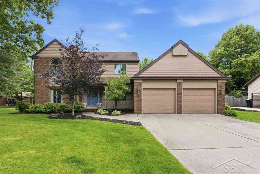 Homes For Sale - 6102 Oak Meadows Court <br/> Midland, MI 48640