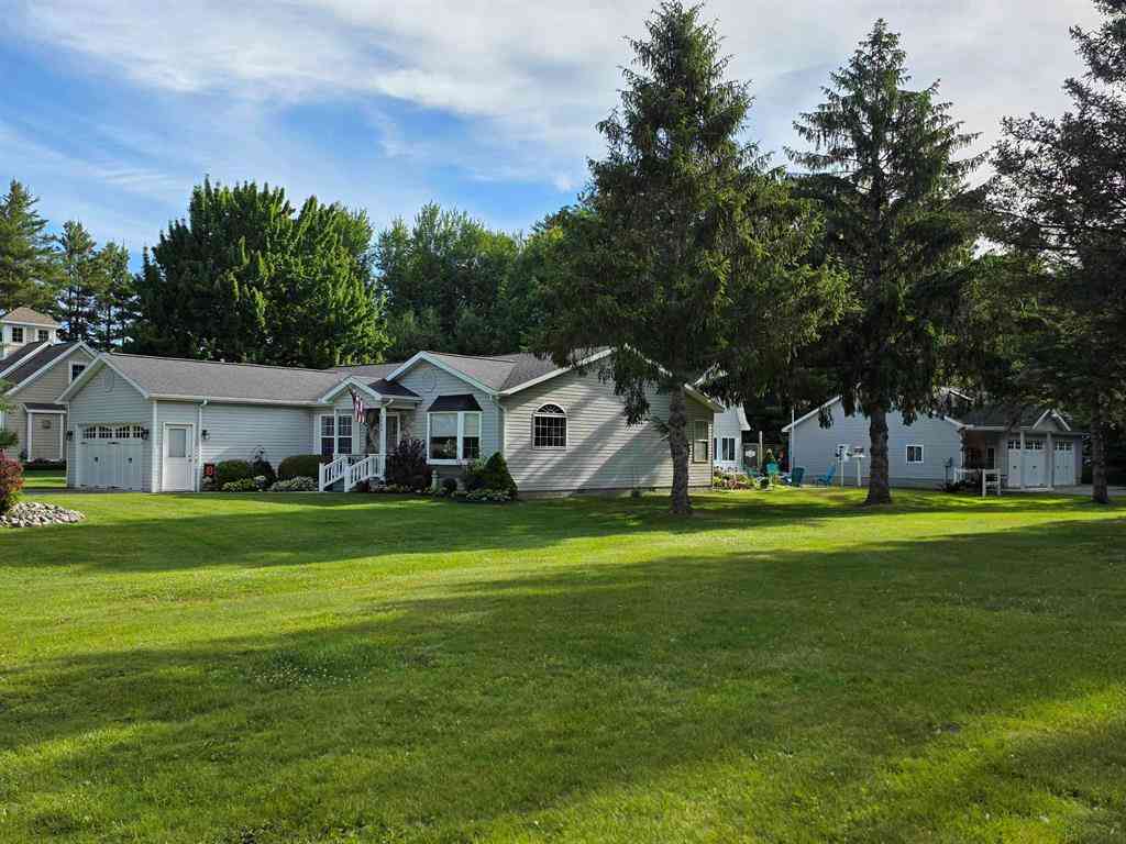 Homes For Sale - 606 Alice Street <br/> East Tawas, MI 48730