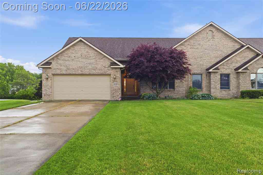 Condo For Sale - 8091 Prestonwood Court <br/> Flushing, MI 48433